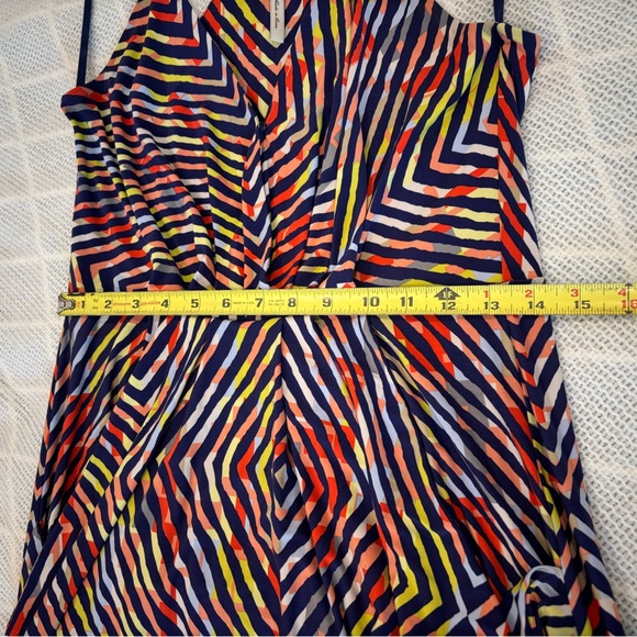 BCBGeneration Women’s 2000’s Mini Dress. Rainbow Colored Size Medium. - Picture 4 of 6